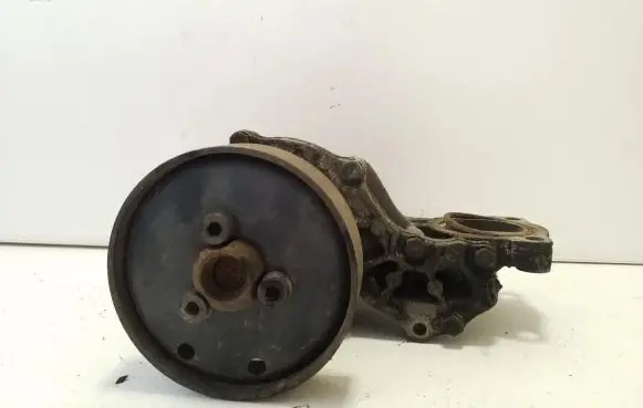 Volkswagen Transporter - Caravelle T4 Water pump 037121013