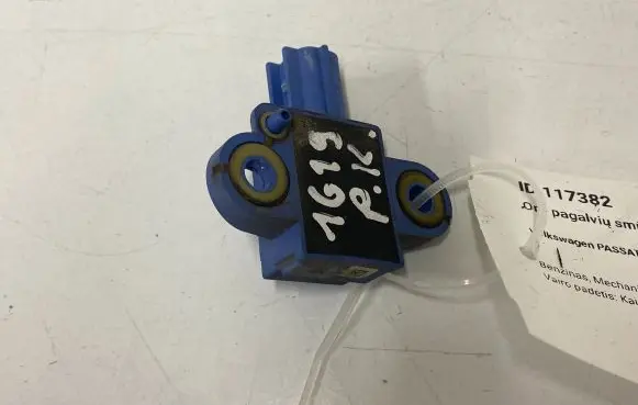 Volkswagen PASSAT B6 Airbag deployment crash/impact sensor 1K0955557A