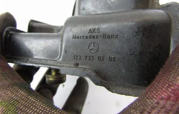 Mercedes-Benz S W126 Rear door lock 1237330208