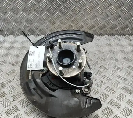 Toyota GR 86 Front wheel hub SU00307497