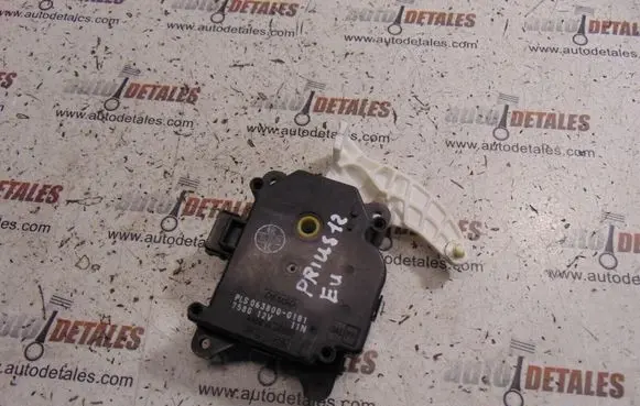 Toyota Prius (XW30) Air flap motor/actuator 0638000181