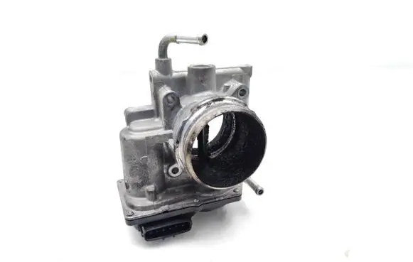 Mazda 3 III Electric throttle body valve SH01136B0