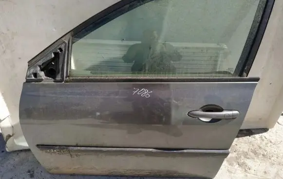 Renault Megane II Front door pilkos