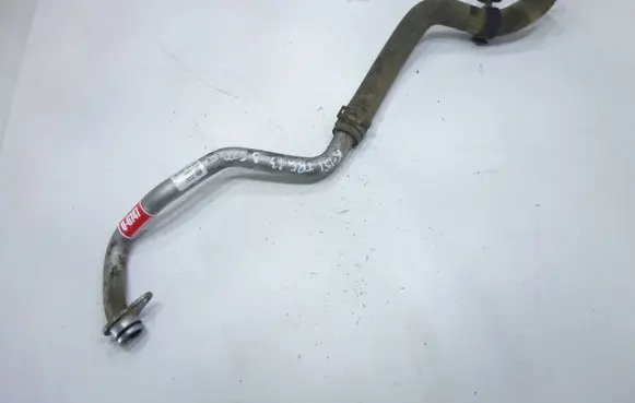 Volkswagen Touareg II Engine coolant pipe/hose 7P0121065AC