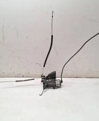 Audi A6 S6 C4 4A Rear door lock 1A0839015D