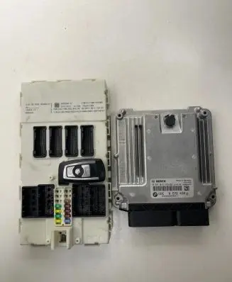 BMW 3 F30 F35 F31 Engine ECU kit and lock set 8572439 0281019426 030058661