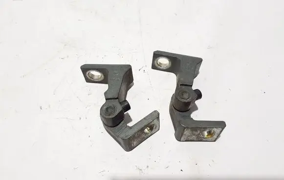 Porsche Cayenne (92A) Front door upper hinge 95853140200