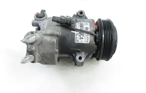 Opel Meriva B Air conditioning (A/C) compressor (pump) 13335253