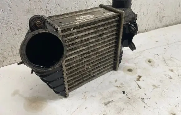 Seat Toledo II (1M) Intercooler radiator 1J0145803 862328X IA1070