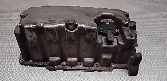 Volkswagen Transporter - Caravelle T5 Oil sump 03L103603