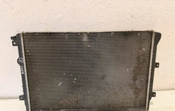 Volkswagen Tiguan Coolant radiator 5N0121253L