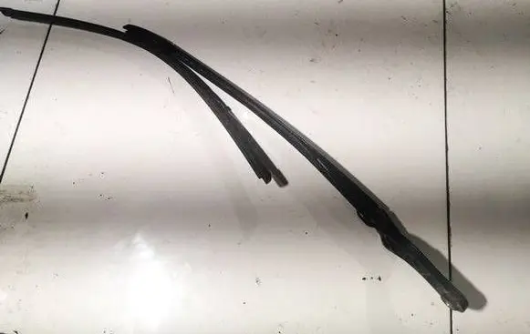 Audi A6 S6 C5 4B Front wiper blade arm 