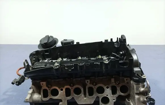 BMW X1 E84 Engine head 7797678