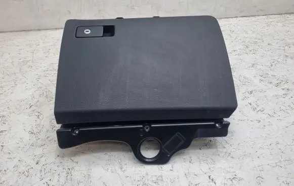 Volkswagen PASSAT B6 Glove box 3C1857114