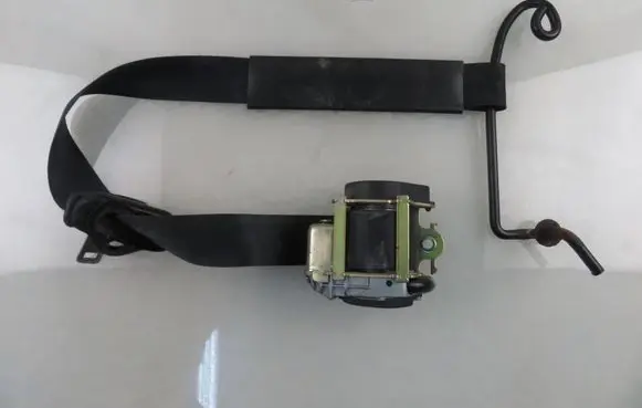 Peugeot 206 Front seatbelt 96468610XX
