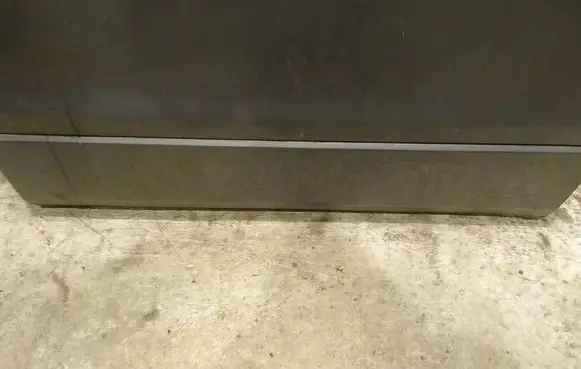 Suzuki Grand Vitara II Front door trim (molding) 