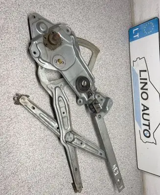 BMW 5 E34 Front door manual window regulator 1944062