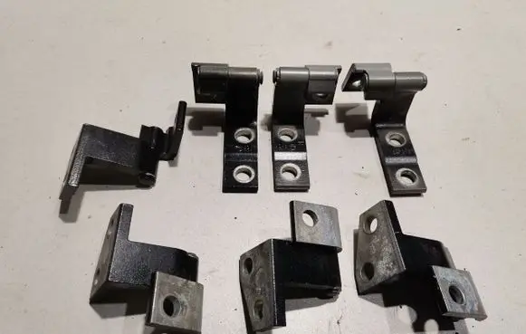 Front door hinge set
