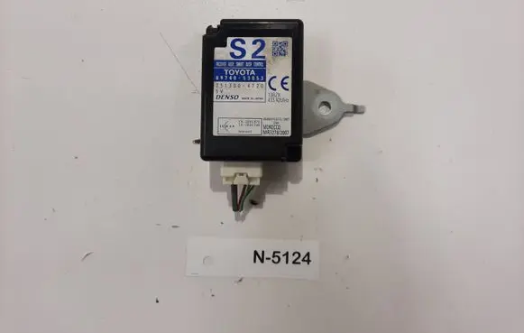 Lexus IS 220D-250-350 Door control unit/module 8974053053