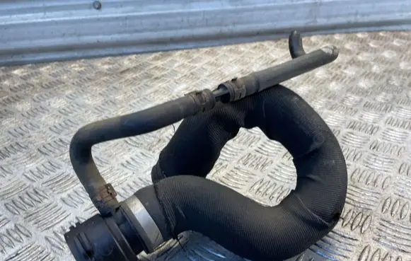 Audi A6 S6 C6 4F Engine coolant pipe/hose 4F0121101F