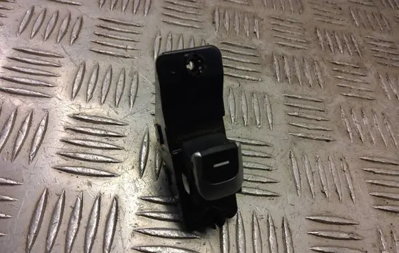 KIA Niro Electric window control switch 83590g5910