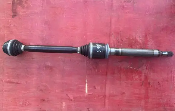 BMW 5 G60 G61 Rear driveshaft 5A257A4 33205A257A4