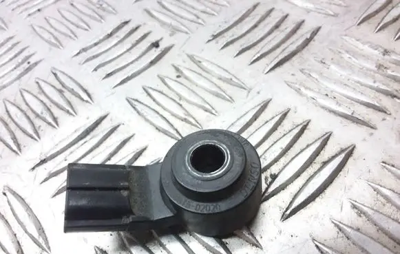 Toyota Prius+ (ZVW40) Detonation knock sensor 8961502020