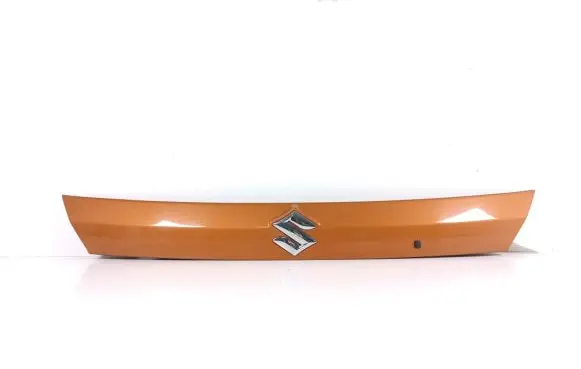 Suzuki Vitara (LY) Tailgate trim 8394154P3