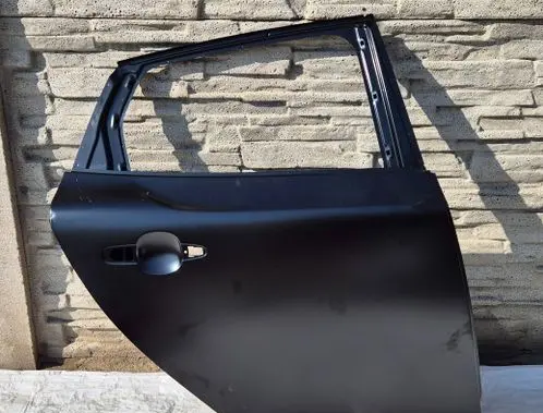 Volvo V40 Rear door 32351000