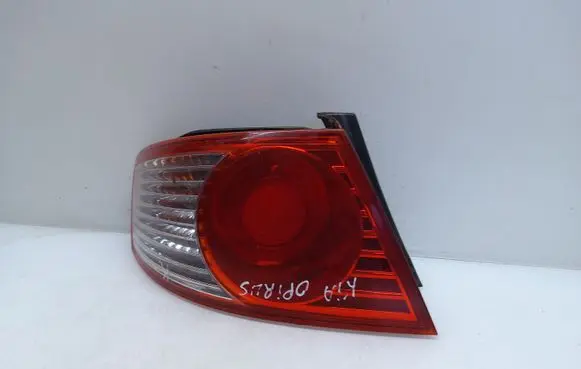 KIA Opirus Rear/tail lights 924013F0