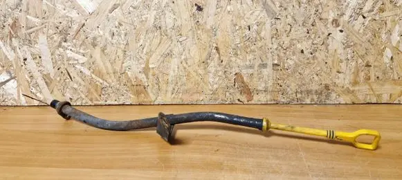 Chevrolet Epica Oil level dip stick 