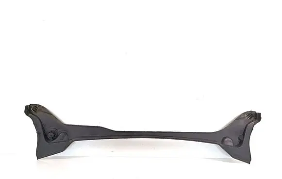 BMW 2 F46 Wiper trim 7305497