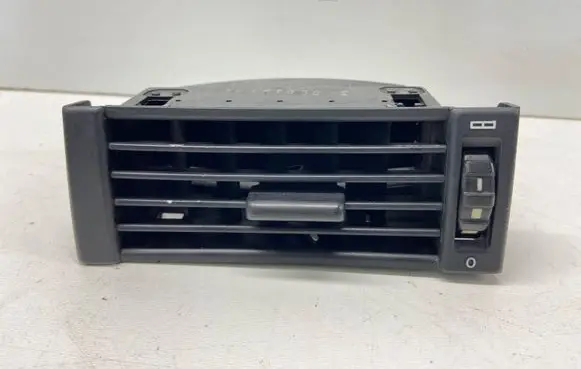 Mercedes-Benz E W124 Dashboard side air vent grill/cover trim A1248300954