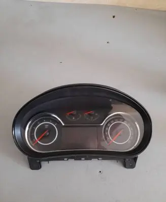 Opel Insignia A Speedometer (instrument cluster) 39085469