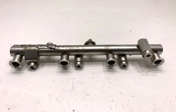 Nissan Qashqai Fuel main line pipe 175222462R
