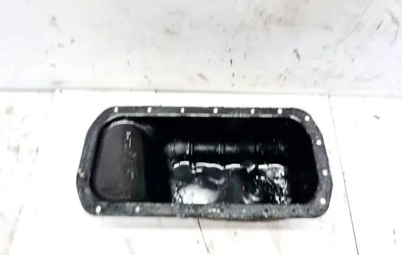 Oil sump