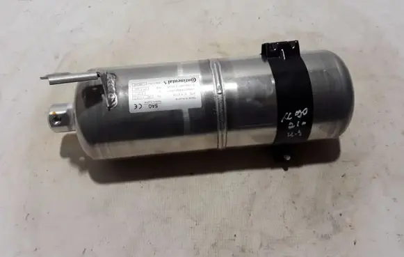 Volvo XC90 Air suspension tank/reservoir 31492461