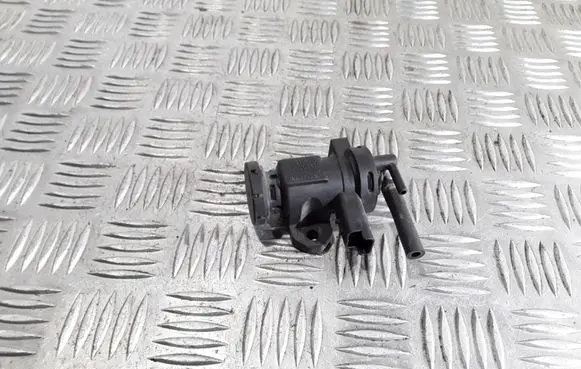 Valve vacuum