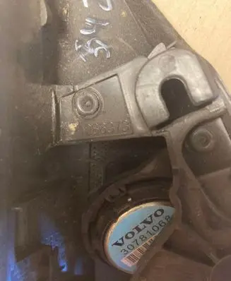 Volvo V60 Front door high frequency speaker 30781068 1286373
