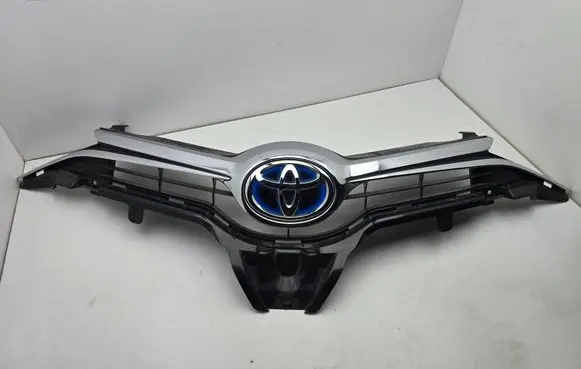 Toyota Auris E180 Front bumper upper radiator grill 5311402380