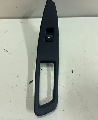 Hyundai i20 (GB IB) Electric window control switch 93580C70104X 93580C7020