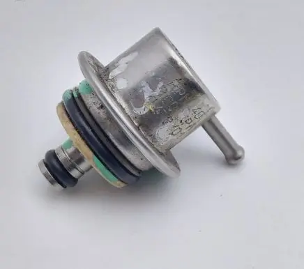 Citroen Xsara Fuel pressure regulator