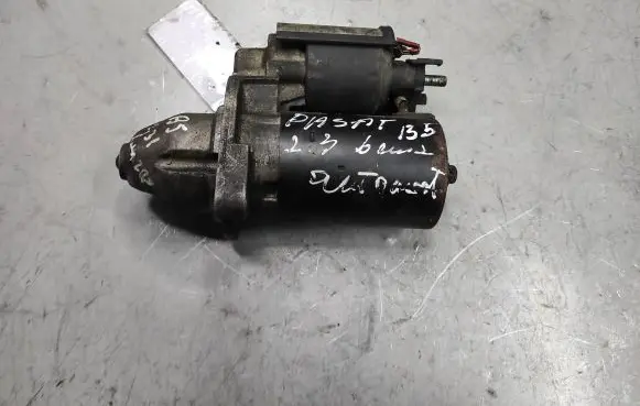 Volkswagen PASSAT B5 Starter motor 1005821936