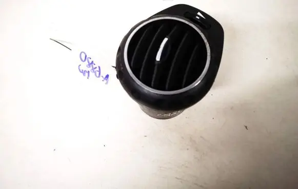 Alfa Romeo 147 Dash center air vent grill
