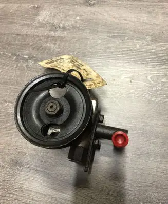 Hyundai Accent Power steering pump
