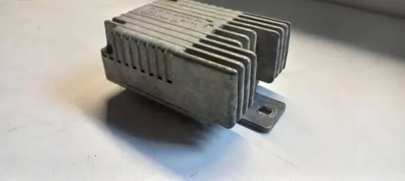 Mercedes-Benz A W168 Coolant fan relay A0275458032 E15001004