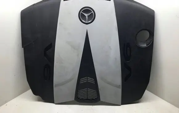 Mercedes-Benz E W212 Engine cover (trim) A6420105867