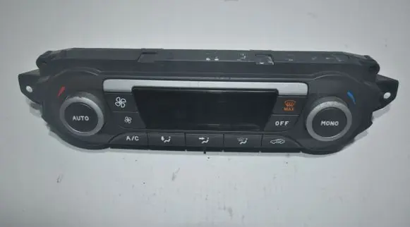 Ford Focus Climate control unit 7M5T18C612AC