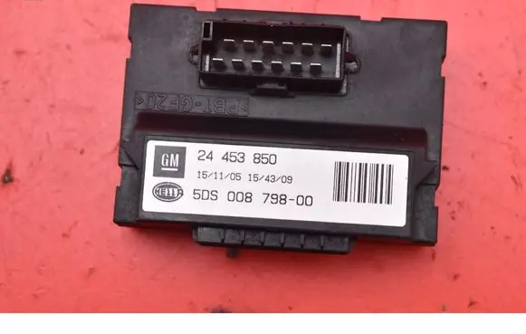 Opel Zafira B Engine control unit/module ECU 24453850