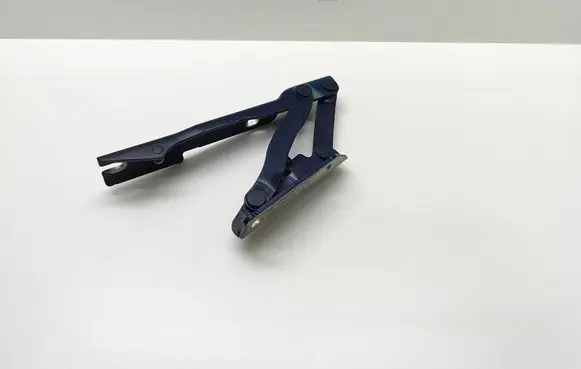 BMW 5 E60 E61 Engine bonnet/hood hinges 7008727 41617008727